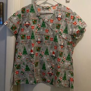 Gabby Brooke Christmas Scrub Top. Size L.